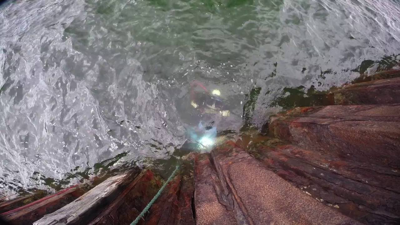 Welding sheet-pile underwater