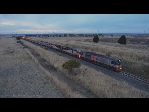 7PM9 SCT Freight Train With Boxcars, Containers & Steel (26/4/2022) - PoathTV Australian Railways