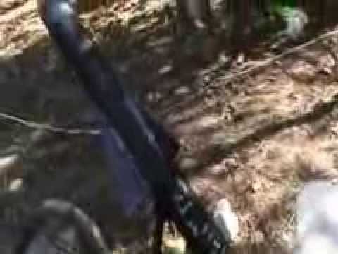 مقابلة مع عناصر كتائب حماة السنة أثناء تجهيزهم صواريخ محلية الصنع لضرب مقرات النظام في ريف إدلب ضمن مجريات معركة الزلزلة