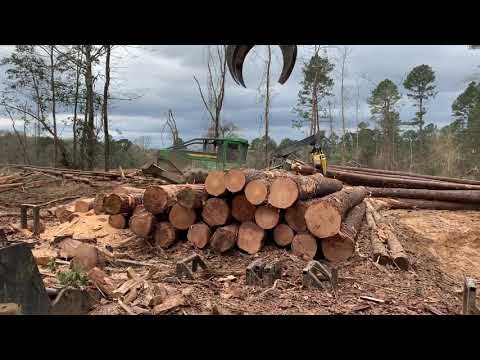 2017 DEERE 437E For Sale