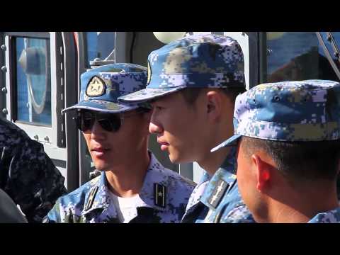 中美海軍協調 "伊利湖 "號演習 (U.S. and China's Navies Coordinate Exercises with USS Lake Erie)