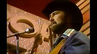 Johnny Lee | Pickin' Up Strangers