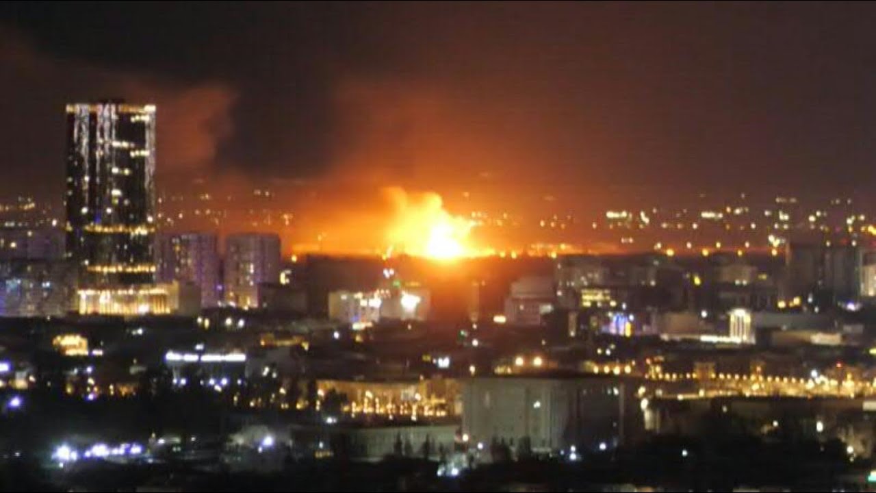 Video | Moment of strike close to military base near Erbil airport in Iraq | AFP