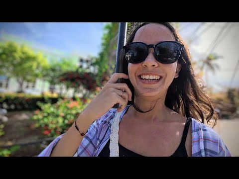 La calle de los negocios en mi ciudad.