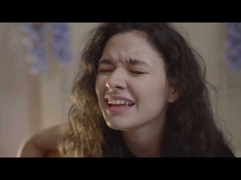 Maru Aguilar - No Me Dejas Pensar (Video Oficial)