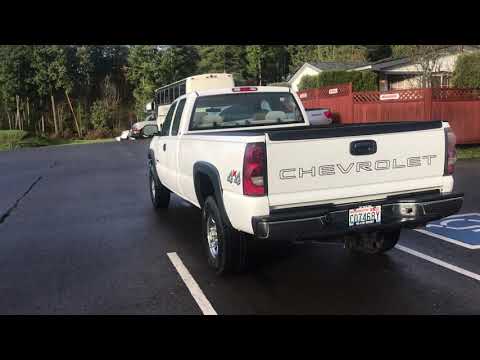 2006 White /Gray Chevrolet Silverado 2500 HD Extended Cab LS Pickup 4D 8 ft (1GCHK29U76E) with an 6.0 V8 engine, Automatic transmission, located at 1283 SE Sedgwick Road, Port Orchard, WA, 98366, (360) 876-9300, 47.505535, -122.635643 - **Dealer Statement: The Trade Store offers the nicest previously owned inventory you'll find of cars, vans, trucks and more. We offer many banks, credit unions and special financing options to fit your needs regardless of your credit, as well as sourcing of specific vehicles for qualified custom - Photo #0