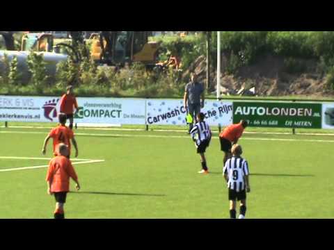 De Meern D1 - Hercules D1 14-08-2010 oefenpot