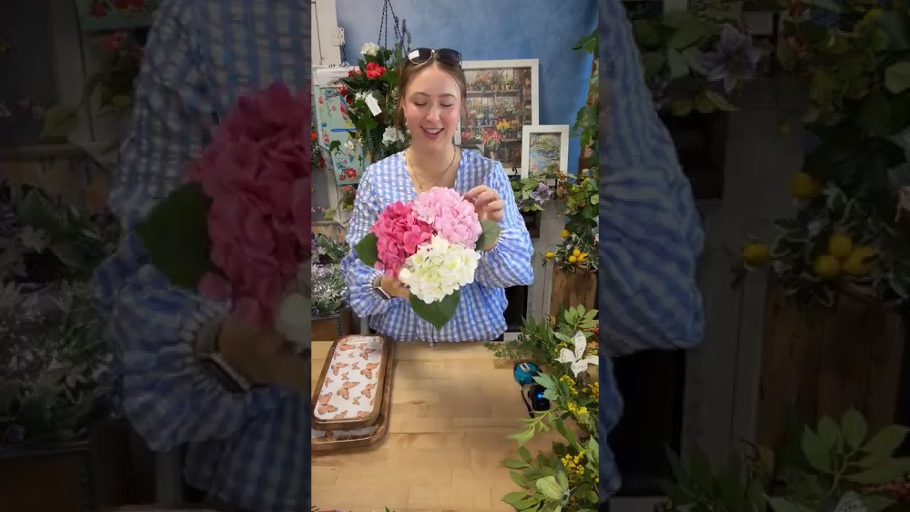 25% off Spring florals & decor inspiration!! 💐🍓