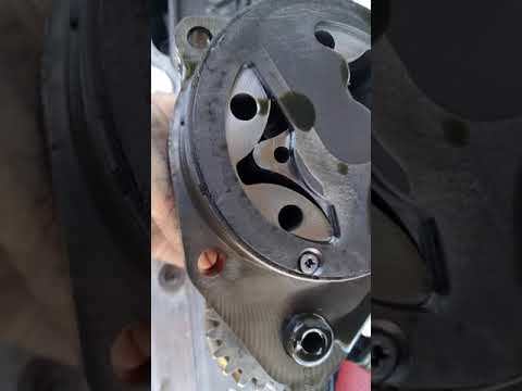 Cummins oil pump replacement