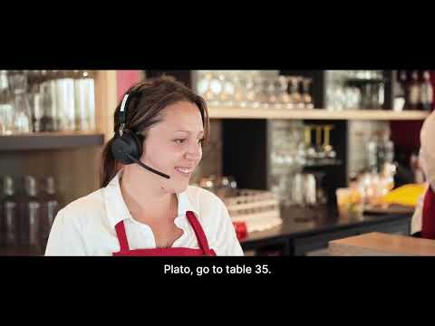 Platão no Restaurante Henriette (OV FR) com legendas em inglês