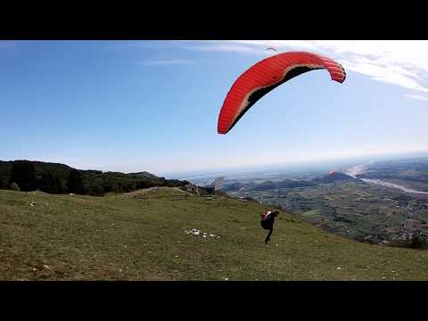 Paragliding in Meduno Italy with Albatros