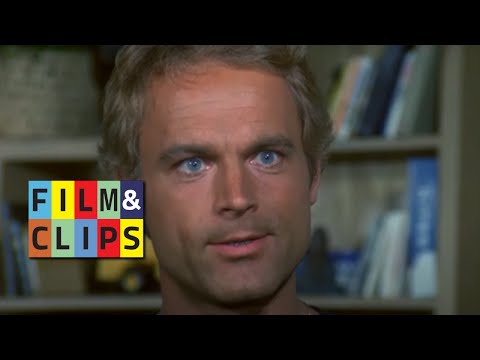 Thumbnail of the video: Supersnooper (Poliziotto Superpiù) - Clip #1 (HD) by Film&Clips