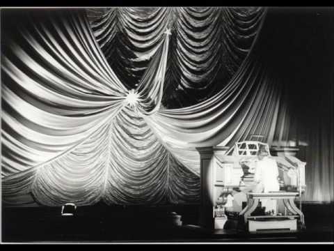 REGINALD DIXON  - "CLASSICS OF SWING" - GRANADA SLOUGH WURLITZER - 1942 *****