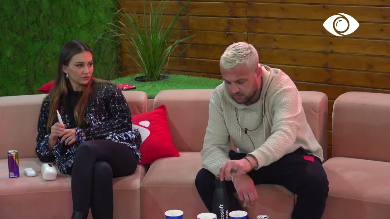 Është qetësuar/Luizi bisedon me banorët