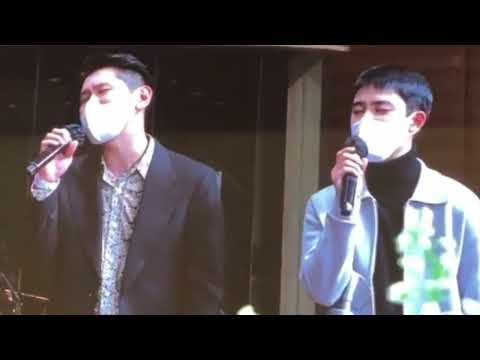 Kyungsoo & Crush singing "Beautiful"