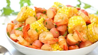 Easy Seafood Boil with Shrimp, Corn, Sausage & Potatoes | The Perfect Summer Dinner Recipe