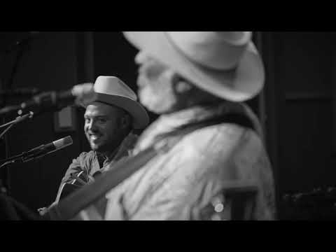 The Taj Mahal Sextet - Lovin' In My Baby's Eyes ft. Trey Hensley (Live)
