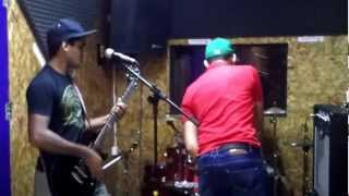 land of the free - Pennywise Cover - Knoc Down