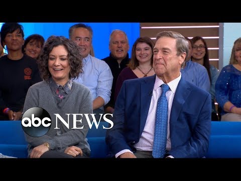 Sara Gilbert and John Goodman open up about 'The Conners'