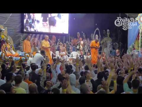 01.09.2016, kirtan by HH Devamrita Swami with HH BB Govinda Swami, BS Ukraine