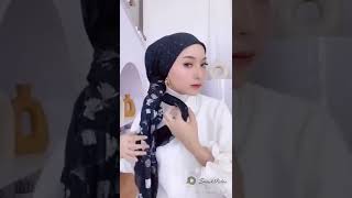 Download lagu Viral tutorial hijab segi empat kekinian hari ini mp3