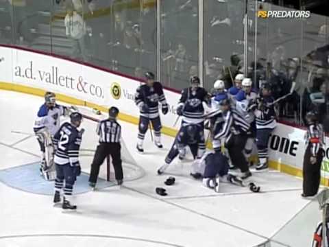 Carlo Colaiacovo vs Dave Scatchard Nov 27, 2009