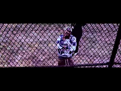 Zeak Martin ft  Ricky Mazarati - Plotting on me