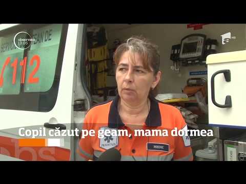 Un copil de doi ani şi zece luni s-a prăbuşit în gol de la etajul trei al unui bloc din Ploieşti