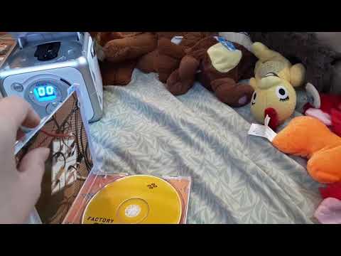 2 hidden tracks on 2 CDs