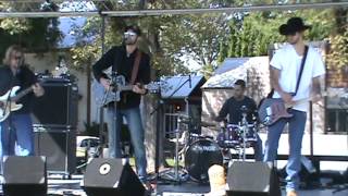 Twelve Mile Creek - Brothers Of The Highway (Cover) (Strait)