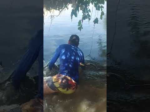 cagou nas calça #yutubeshorts #yutube #comedia #amigos #felicidade #comedia