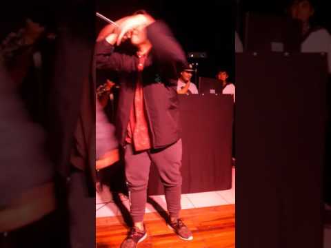 MINUTAZO DE DUKI EN LA SUPERFLOW