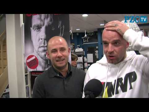 Andy van der Meijde signeert in Goes