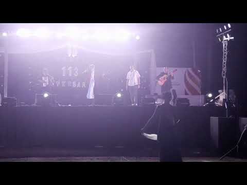 Ariel Martinez y su guitarra general Alvear Mendoza Argentina 