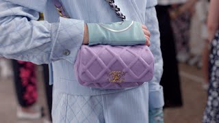 Download lagu Accessories of the Cruise 2019/20 Collection – CHANEL Shows mp3