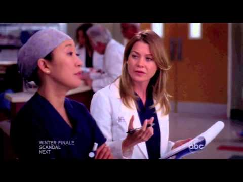 9x09 Meredith/Cristina/Owen Hallway Scene
