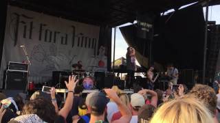 Shadows &amp; Echoes - Fit For A King (Live @ Warped Tour Virginia Beach - 07/11/17)