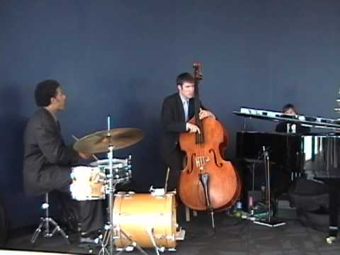 Autumn Leaves - Chicago Diamond Trio