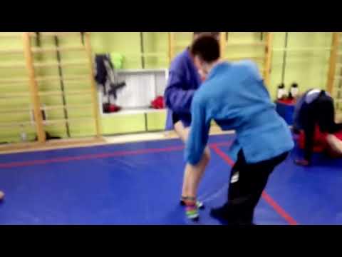 ЗАЦЕП ПРОТИВ ЗАХВАТА НОГИ Спорт клуб ЗОМБИР