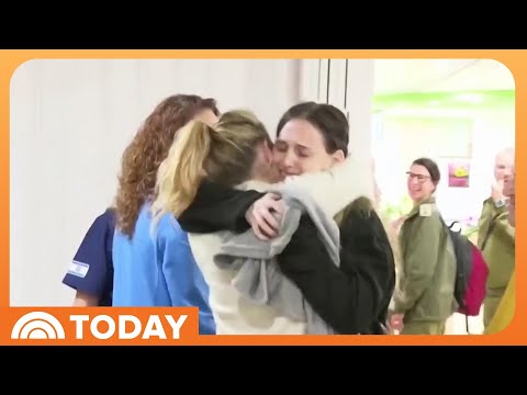See first moments 3 Israeli hostages reunite with their families