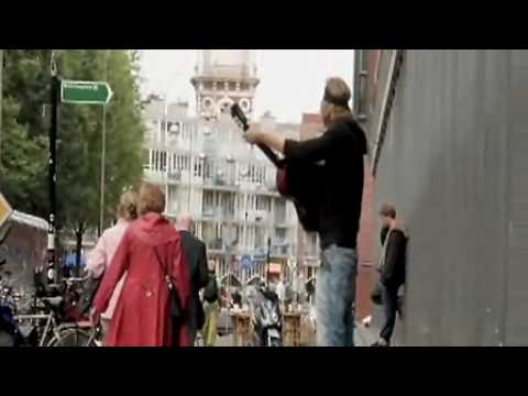 SpaceKees - Is Het Dan Zo Kut ft. Jiggy Djé & Kleine Jay