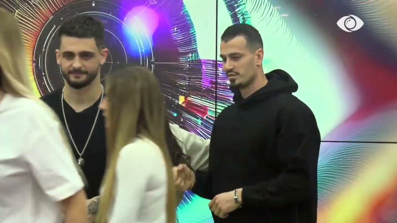 Banorët fitues të sfidës së filmit, zgjedhin Mateon për të zhvilluar intervistën jashtë shtëpisë