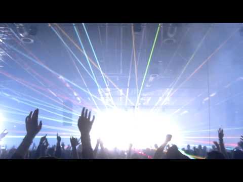 Tiësto live at Energy 2011 Jaarbeurs Utrecht - Tiësto & Hardwell - Zero 76