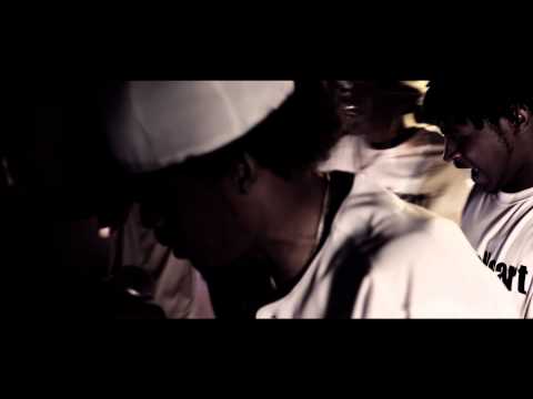 Dealing Drugs- INDIANAYUNGIN x YOUNG x BENNYBANDZ PROD. TRAPLYFE