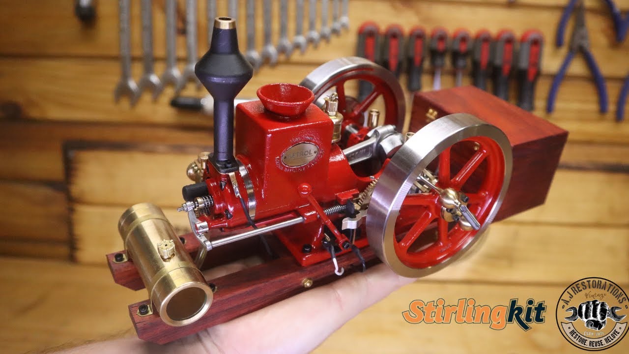I Assembled a Tiny 7cc Hit And Miss Engine, and its awesome!