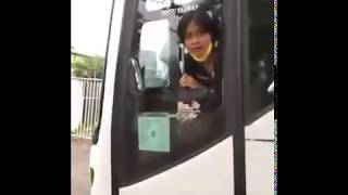 Download lagu yg lagi viral ! Om kata kata om , kata kata om 😅 mp3 Download lagu yg lagi viral ! Om kata kata om , kata kata om 😅 mp3