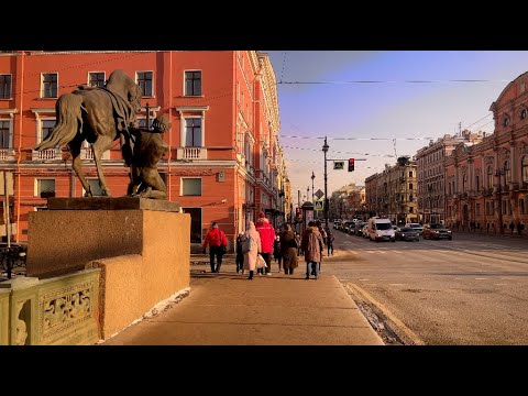 Walking Tour in St Petersburg №259 Frost and sun on Nevsky Prospekt