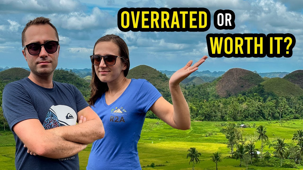 Travelers visit Chocolate Hills Complex and share their experience.