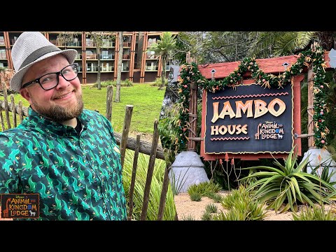 Disney’s Animal Kingdom Lodge | Kilimanjaro Club Level Room Tour & Jambo House Christmas Tree