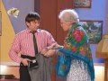 Уральские пельмени - Бабушка одевает внука 